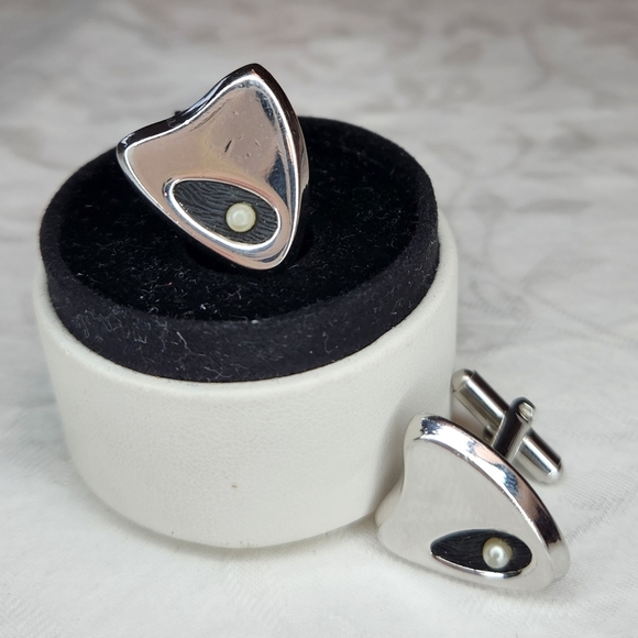 Vintage Abstract Star Trek Cufflinks - Picture 1 of 5